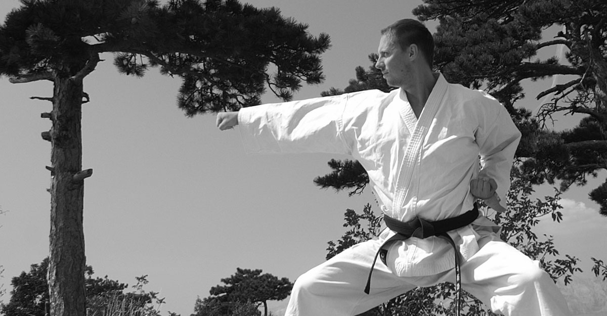 Instruktor Kieleckiej Sekcji Szkoły Karate Samuraj